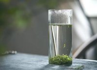 中國茶葉的三大類： 綠茶、紅茶、烏龍茶